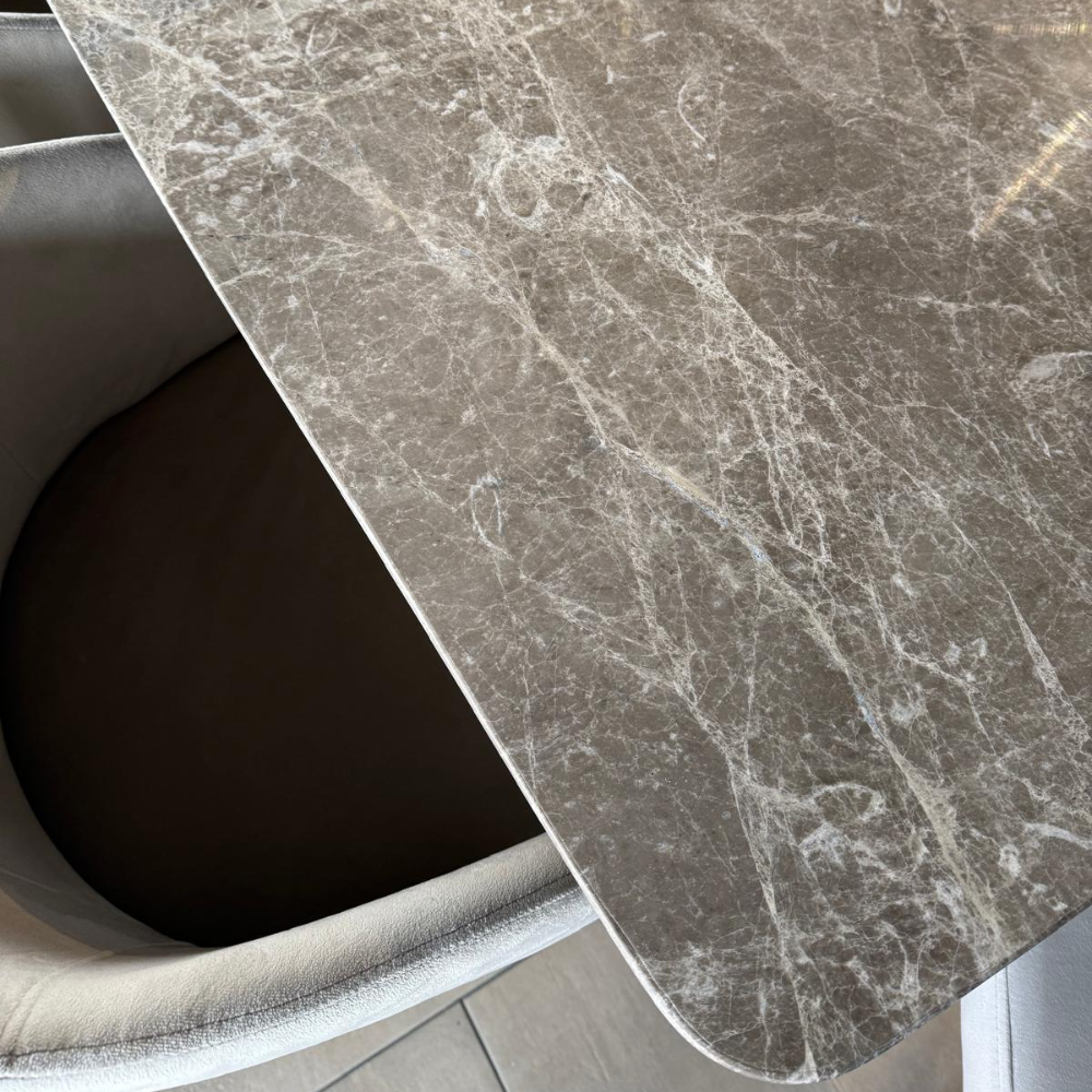Masa Piatra Natur Marble 200x100x 2.5 cm + 8 scaune asortate
